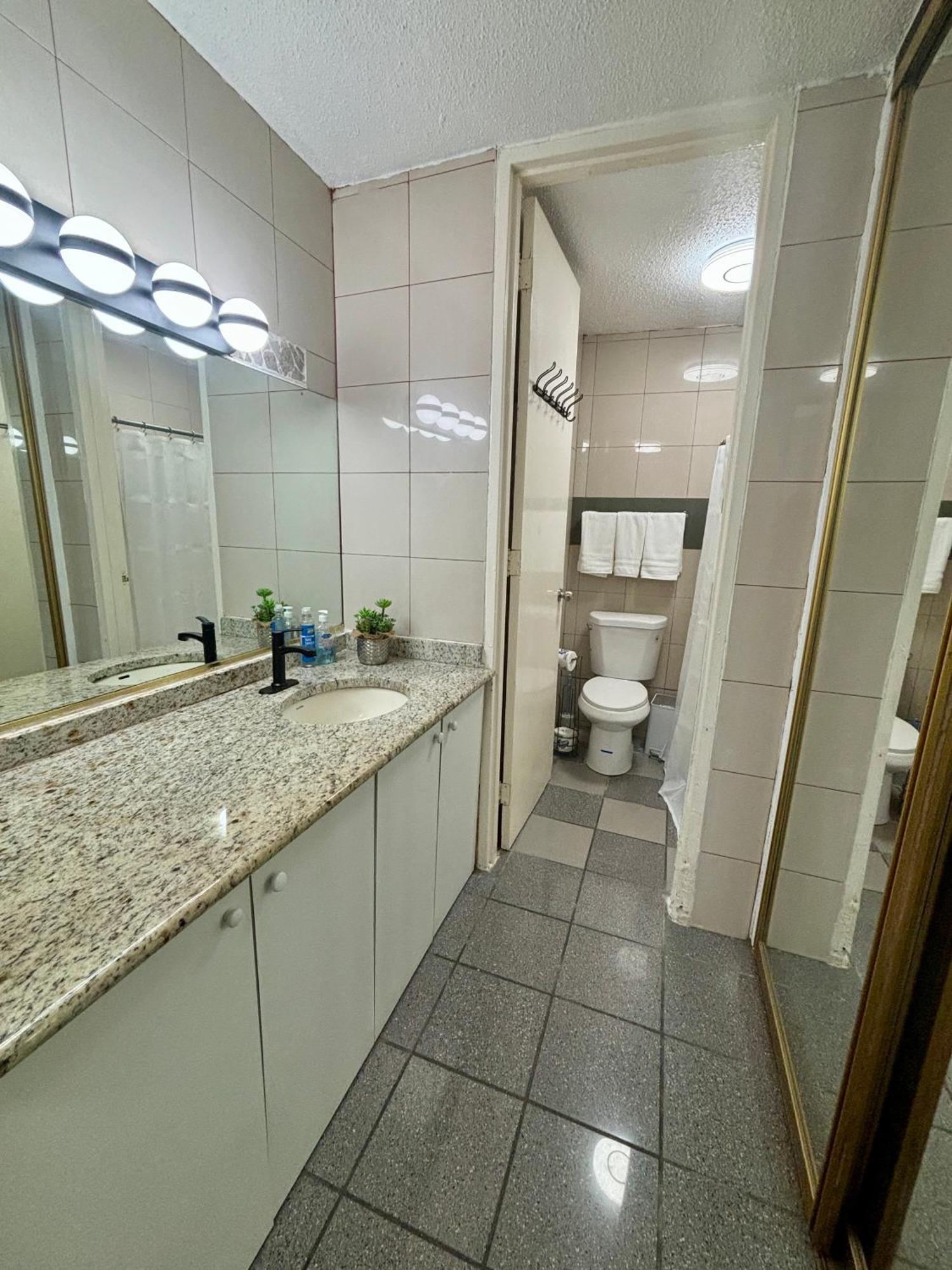 Isla Verde Modern Apartment With Pool サンジョアン エクステリア 写真